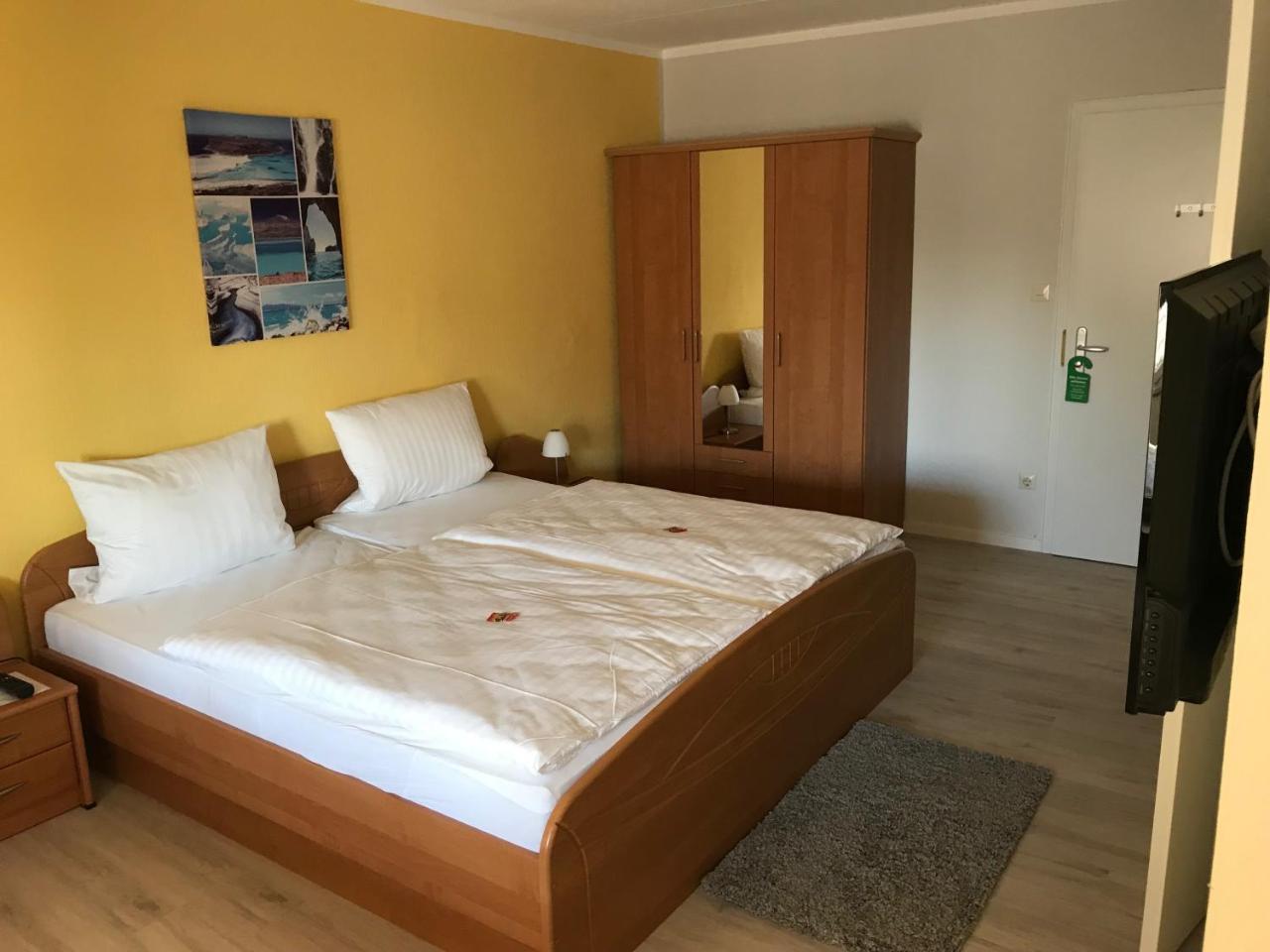 Hotel Zum Ochsen Wonsheim Dış mekan fotoğraf