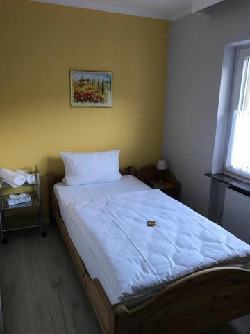 Hotel Zum Ochsen Wonsheim Dış mekan fotoğraf